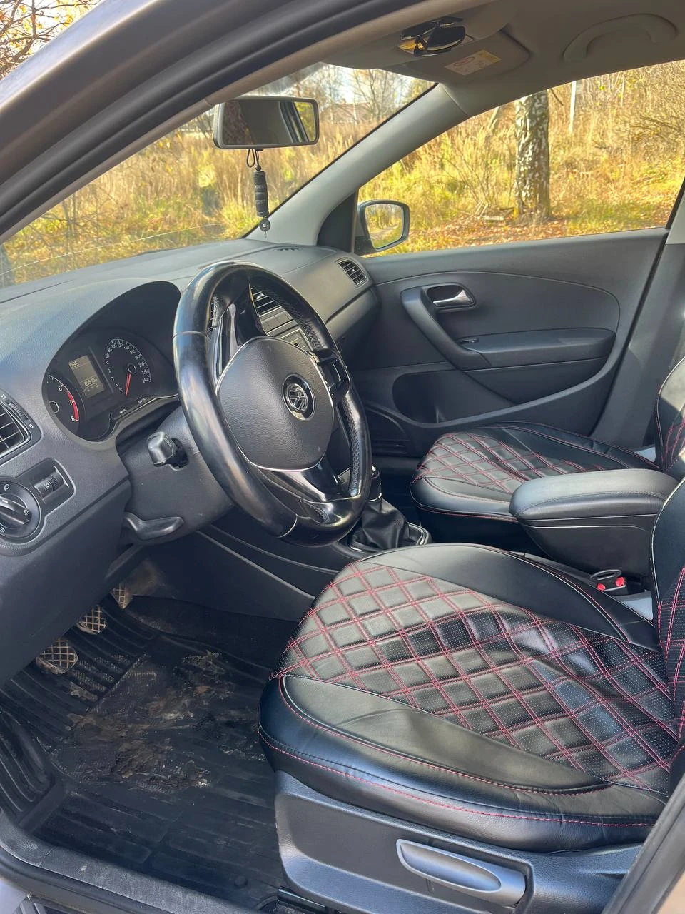 Volkswagen Polo, 2016г, передний привод, механика