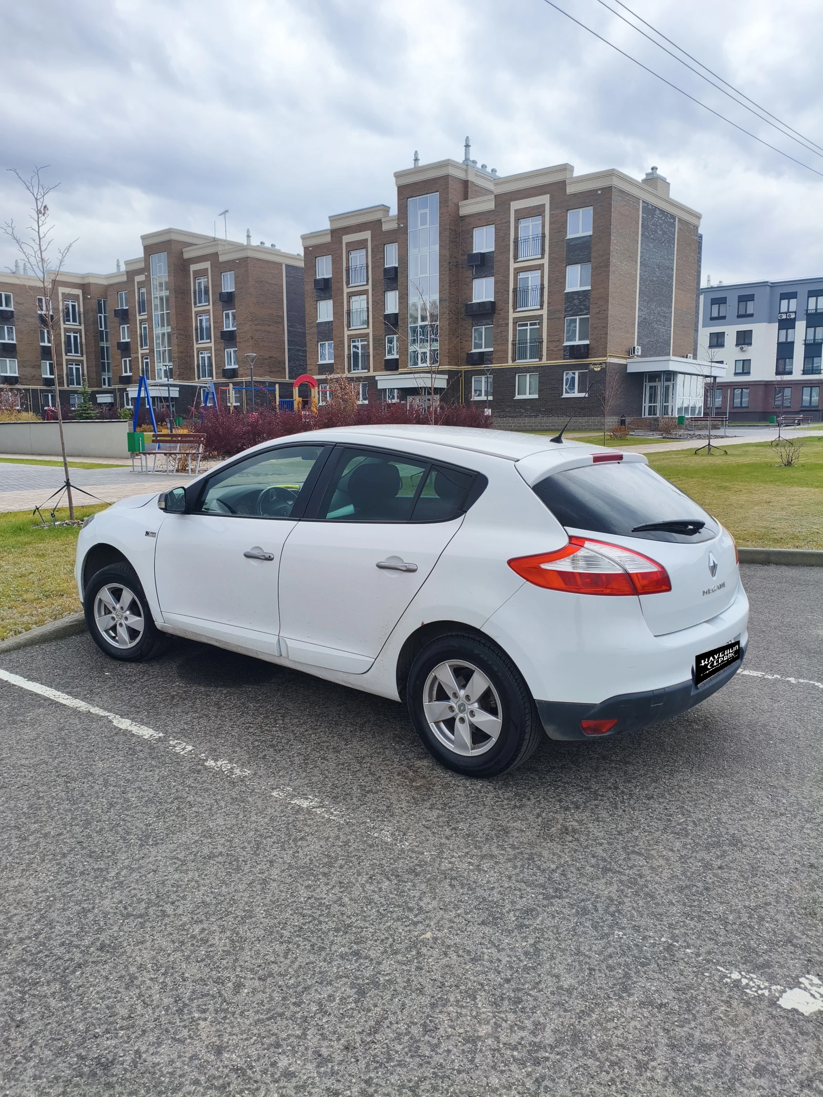 Renault Megane, 2011г, передний привод, автомат