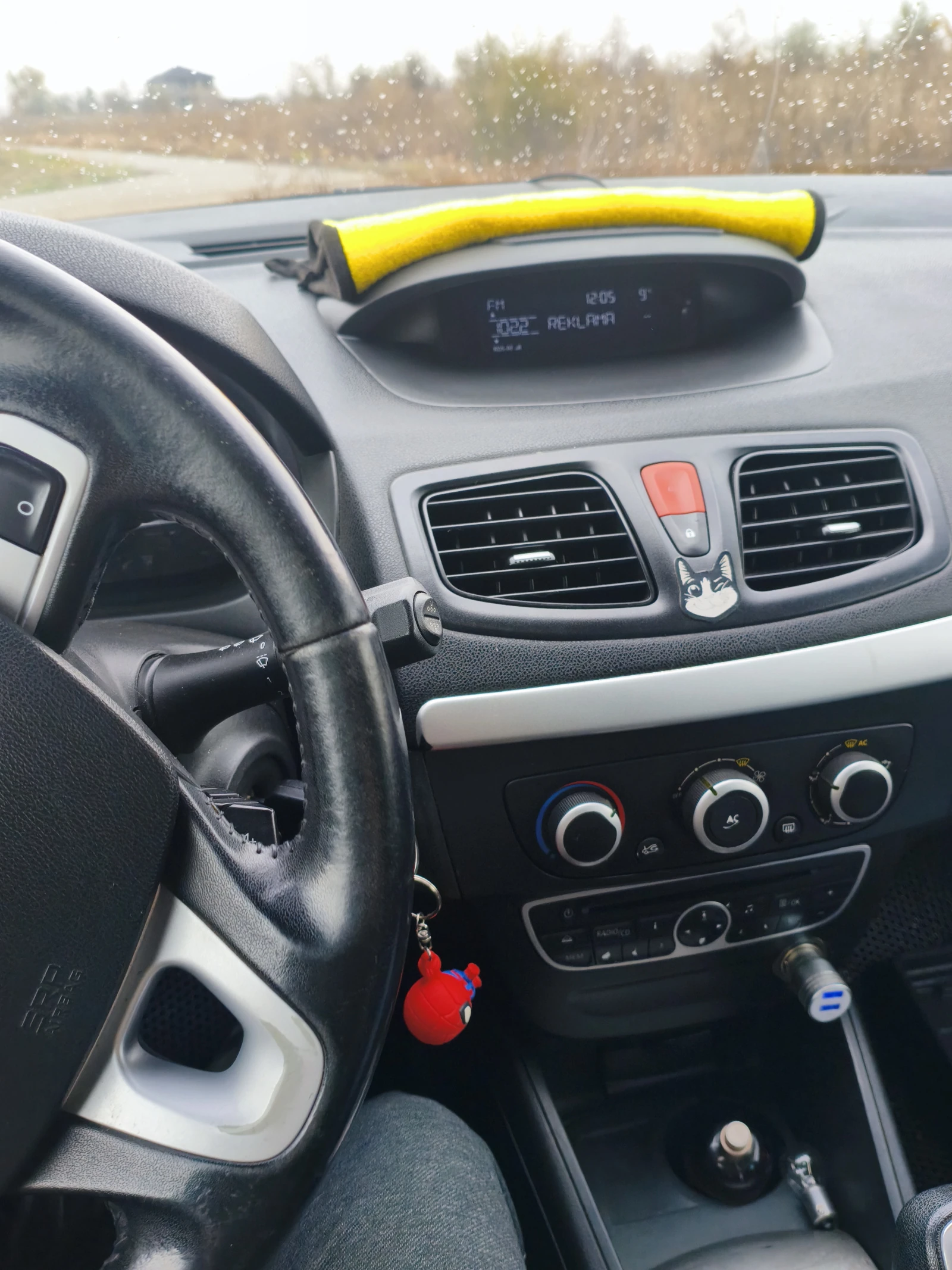 Renault Megane, 2011г, передний привод, автомат