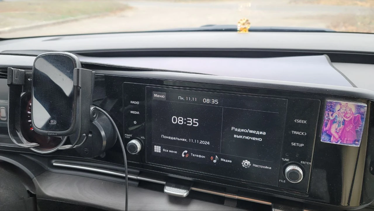 Kia Carnival, 2021г, передний привод, автомат