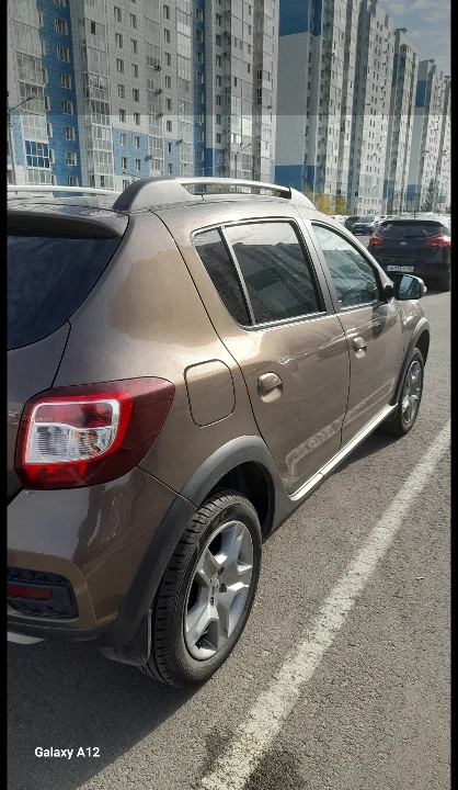 Renault Sandero, 2022г, передний привод, вариатор