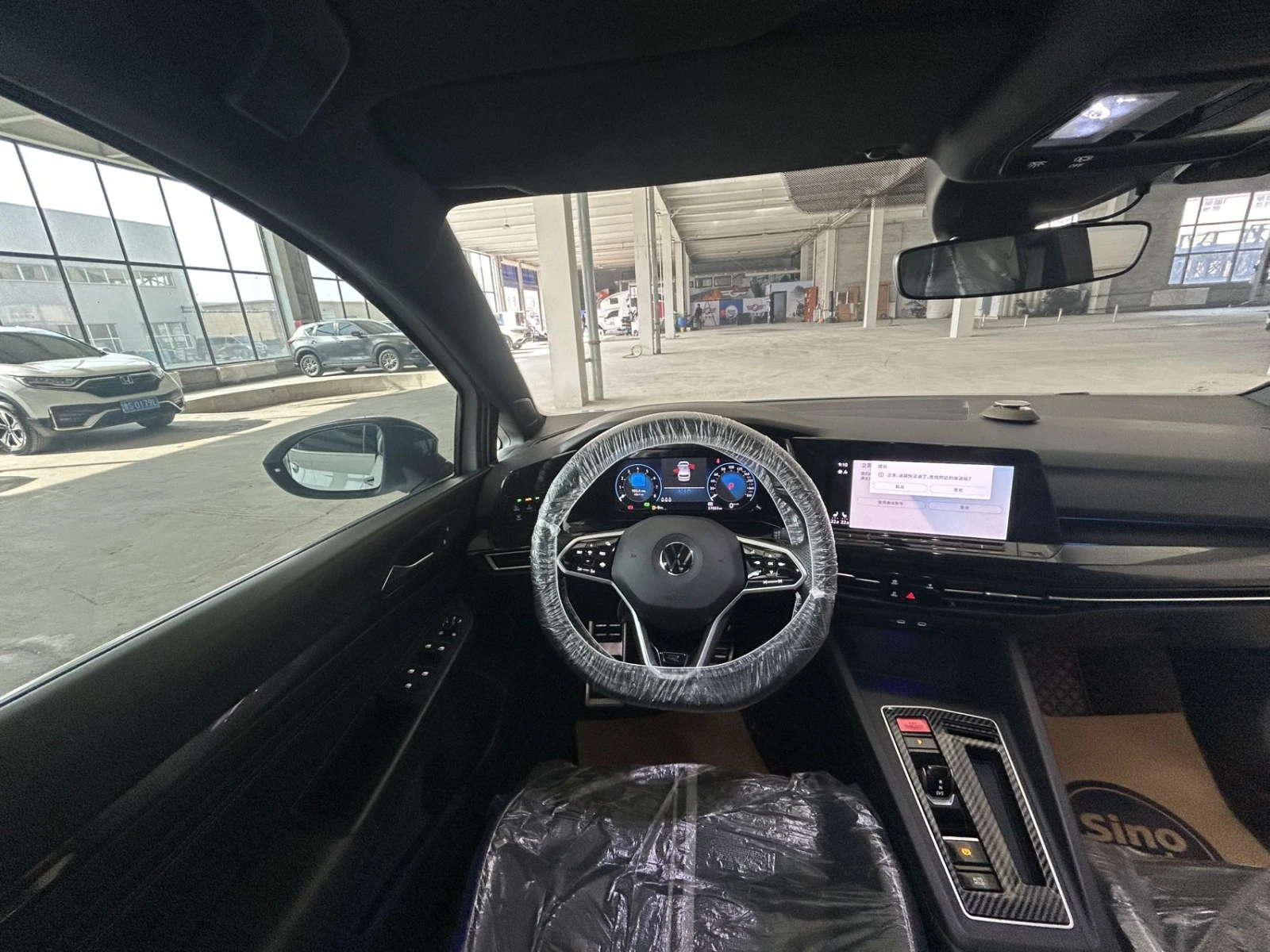 Volkswagen Golf, 2020г, передний привод, робот