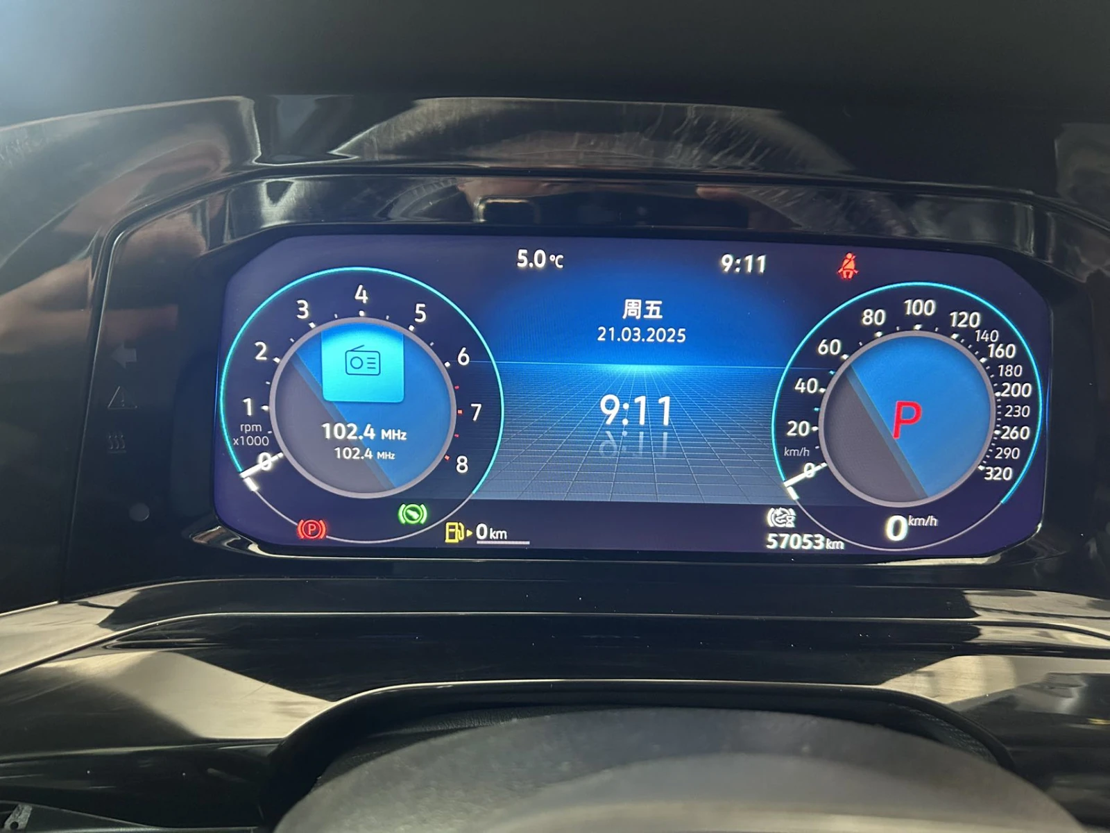 Volkswagen Golf, 2020г, передний привод, робот