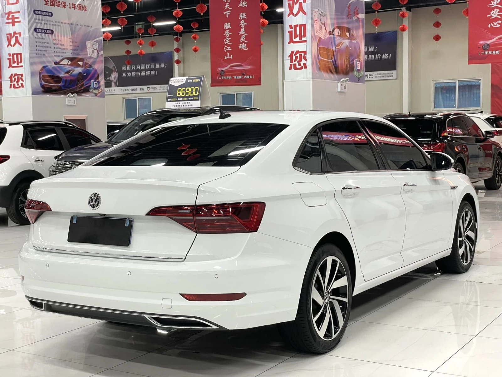 Volkswagen Jetta, 2022г, передний привод, автомат