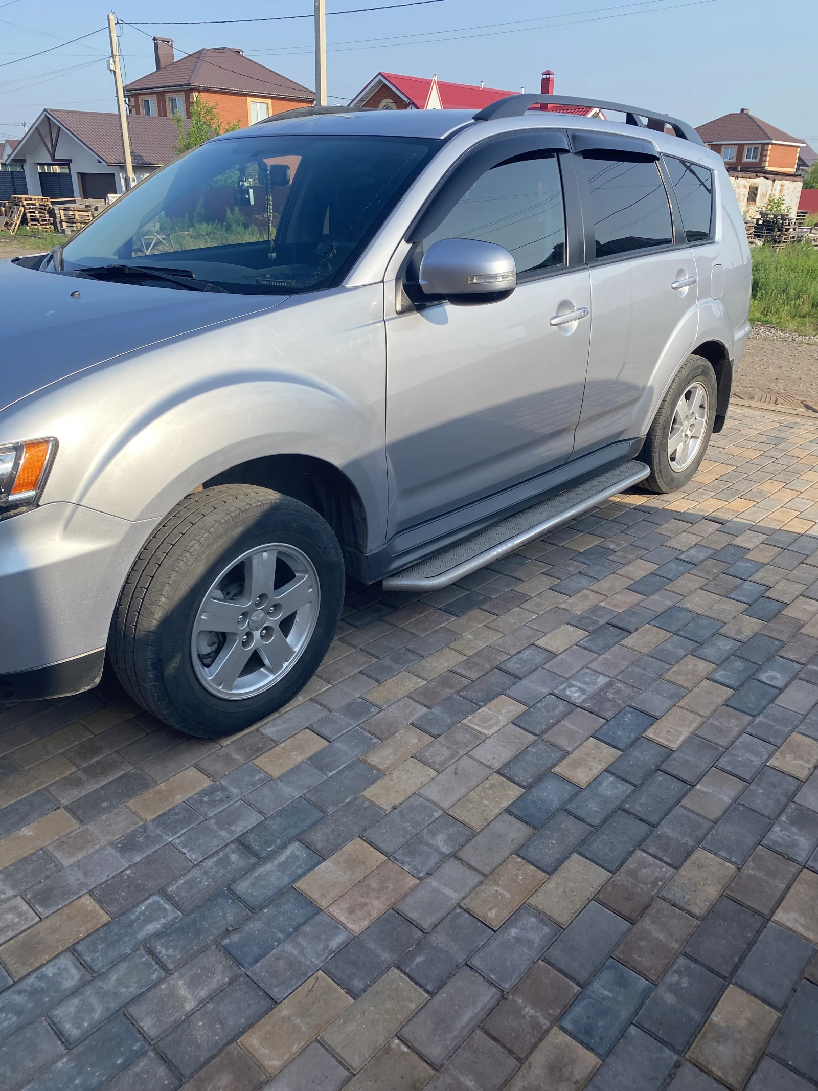 Mitsubishi Outlander, 2011г, передний привод, вариатор