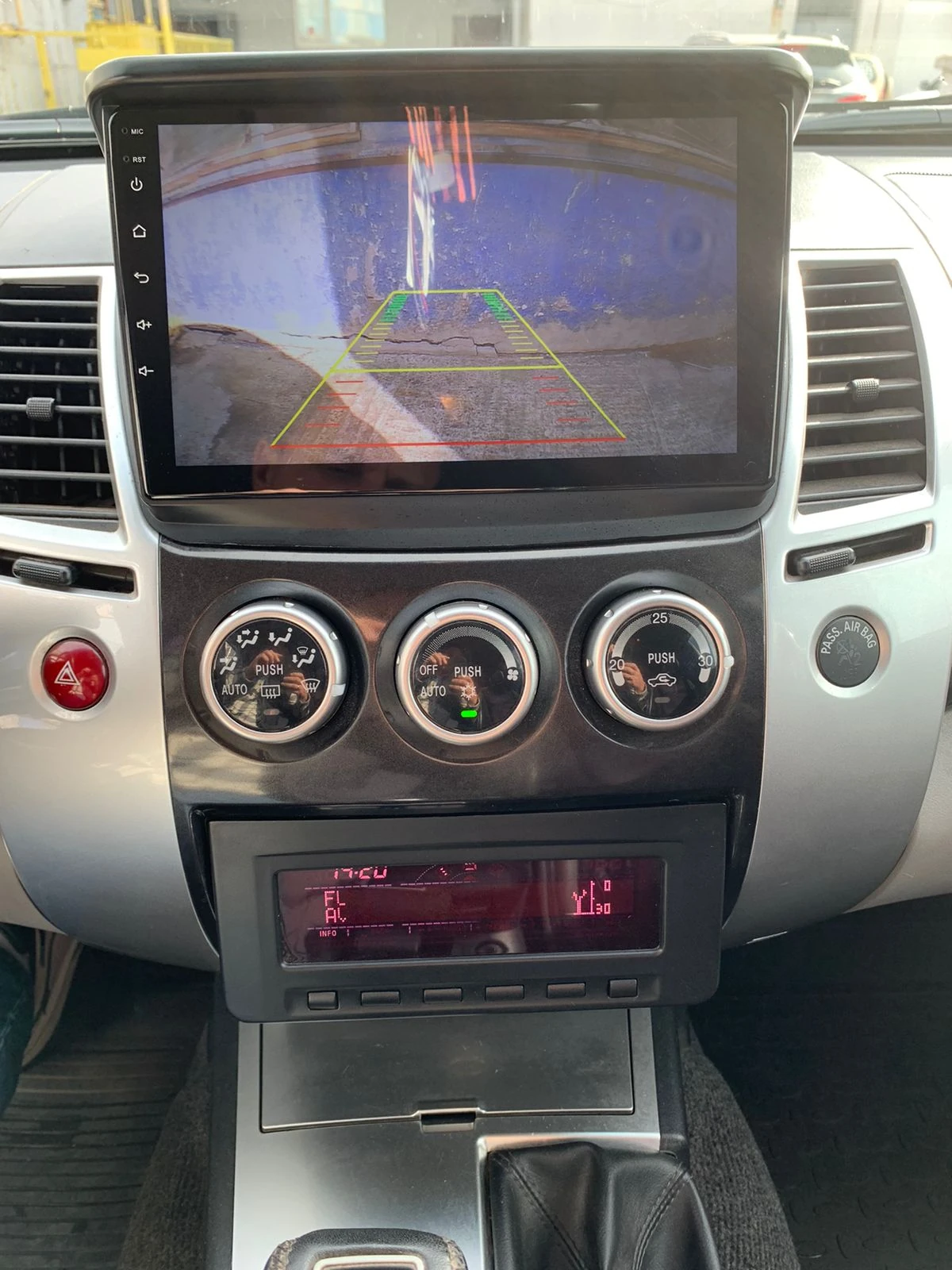 Mitsubishi Pajero Sport, 2012г, полный привод, автомат