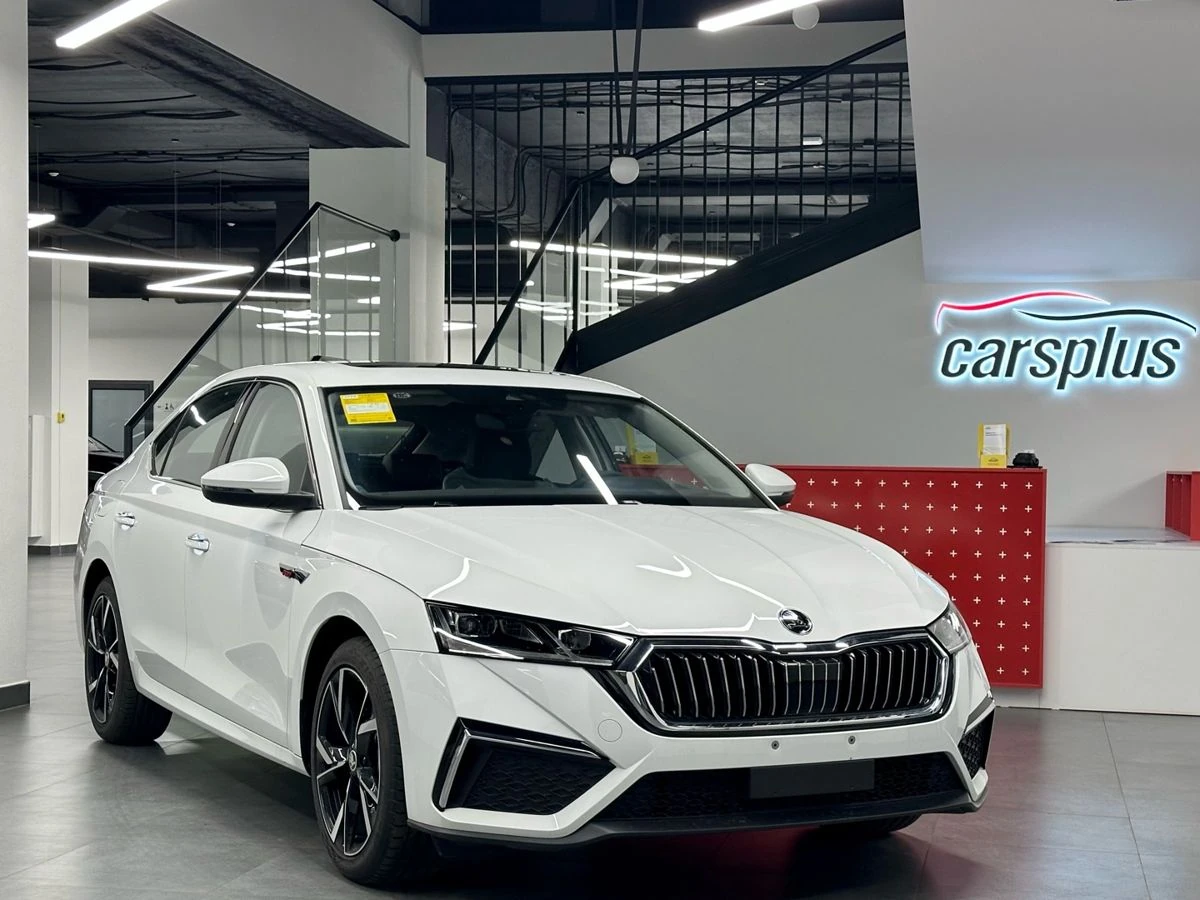 Skoda Octavia, 2025г., передний привод, робот