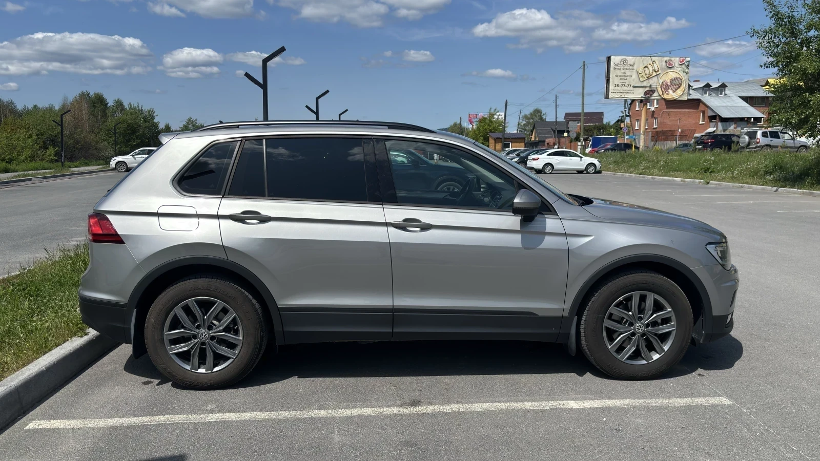 Volkswagen Tiguan, 2019г, полный привод, робот