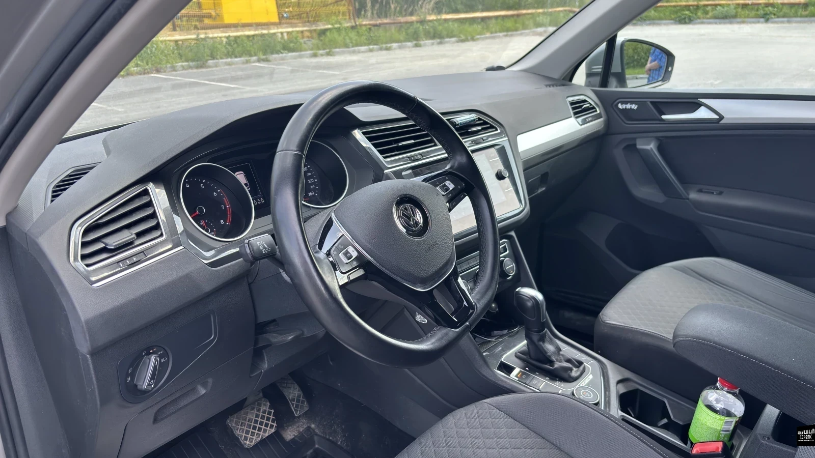 Volkswagen Tiguan, 2019г, полный привод, робот