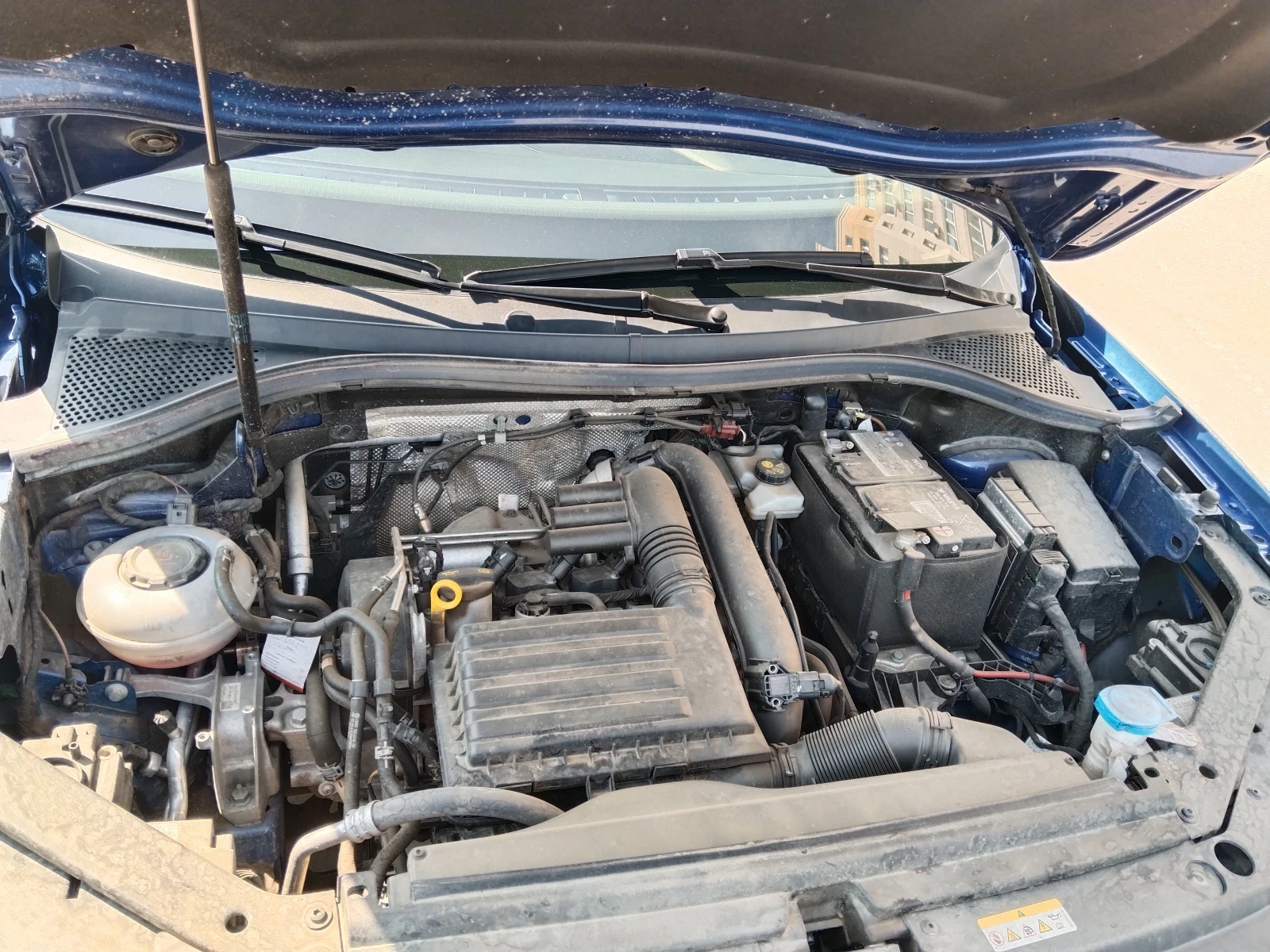 Volkswagen Tiguan, 2021г, передний привод, робот