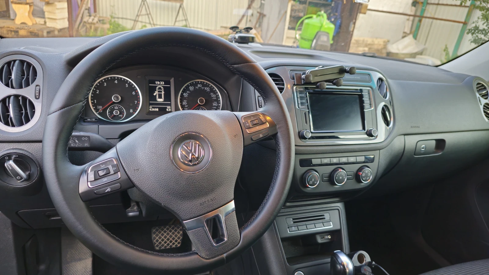 Volkswagen Tiguan, 2017г, полный привод, автомат