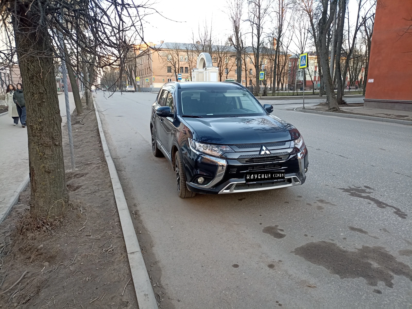Mitsubishi Outlander, 2022г, передний привод, вариатор