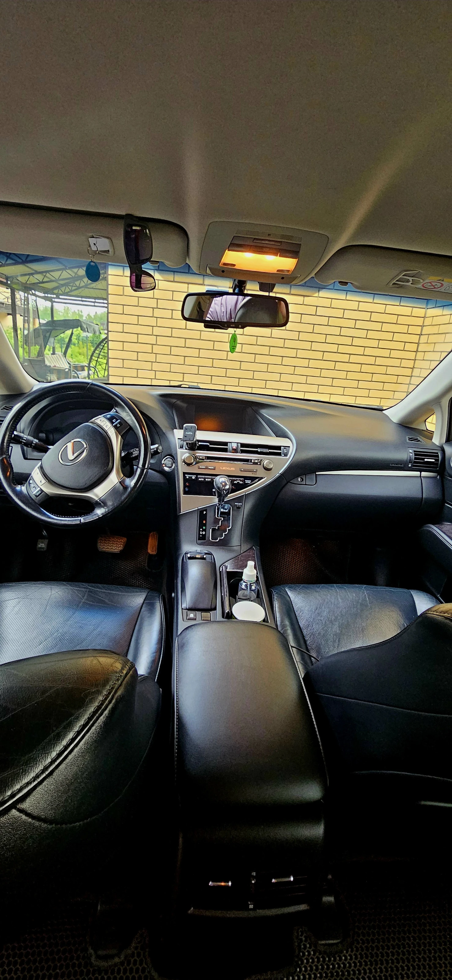 Lexus RX, 2015г, передний привод, автомат