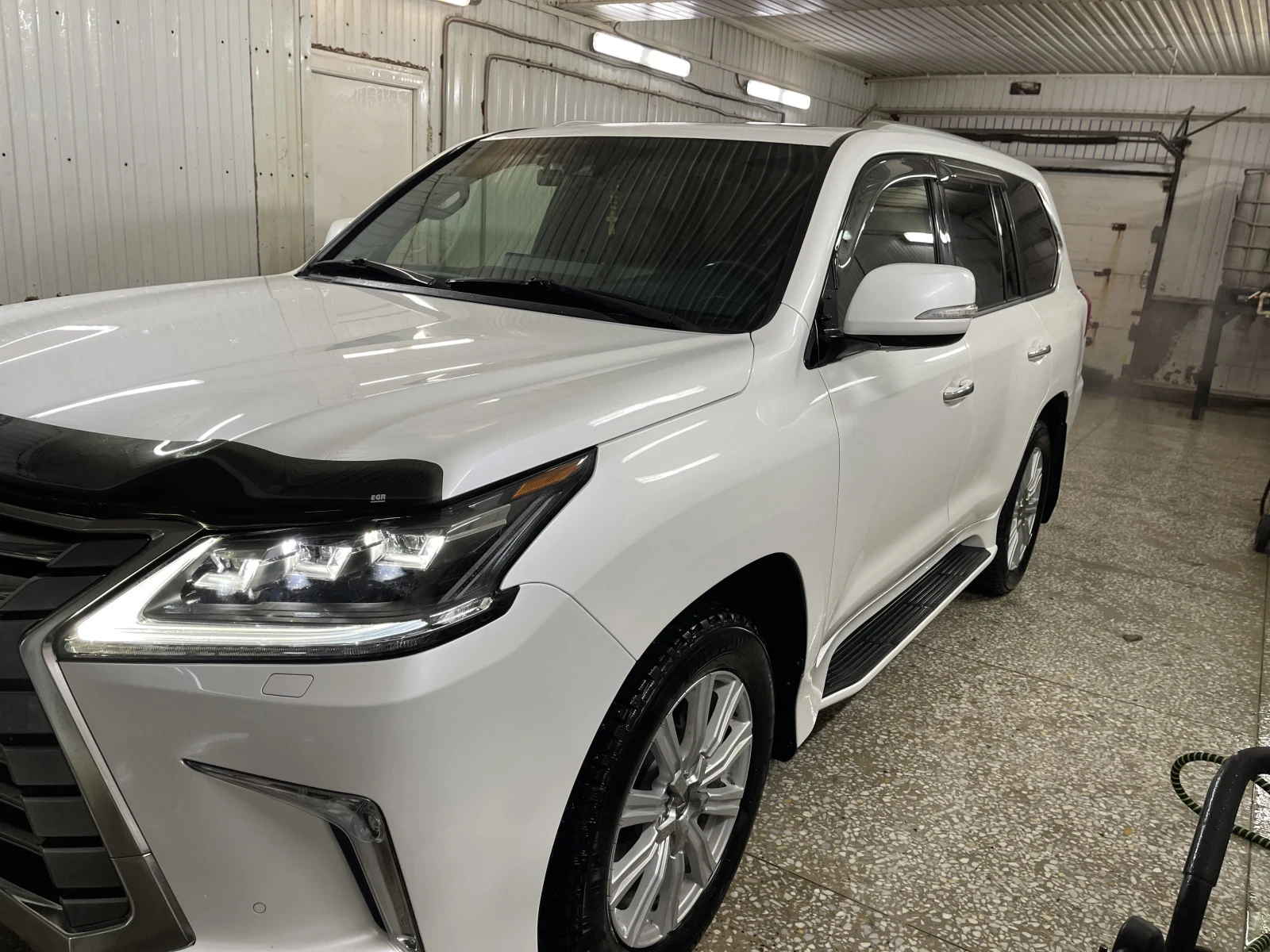 Lexus LX, 2016г, полный привод, автомат