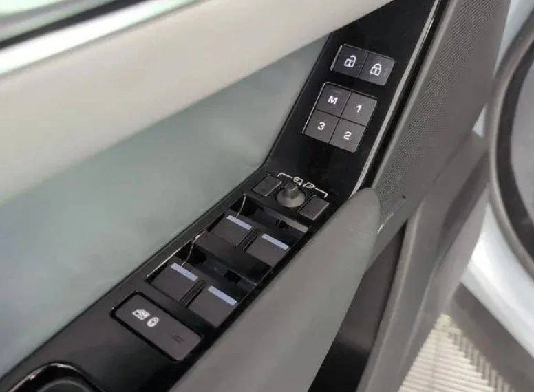 Land Rover Range Rover Velar, 2025г, полный привод, автомат