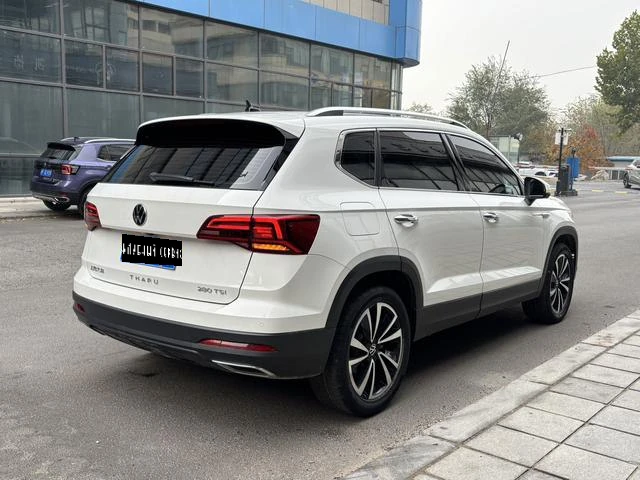 Volkswagen Tharu, 2022г, передний привод, робот