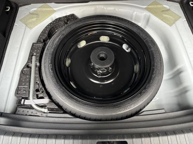 Volkswagen Tharu, 2022г, передний привод, робот