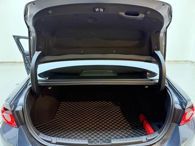 Mazda 3, 2022г, передний привод, автомат