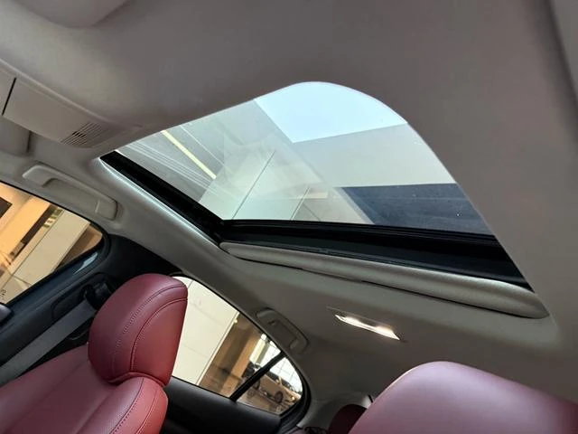 Mazda 3, 2022г, передний привод, автомат