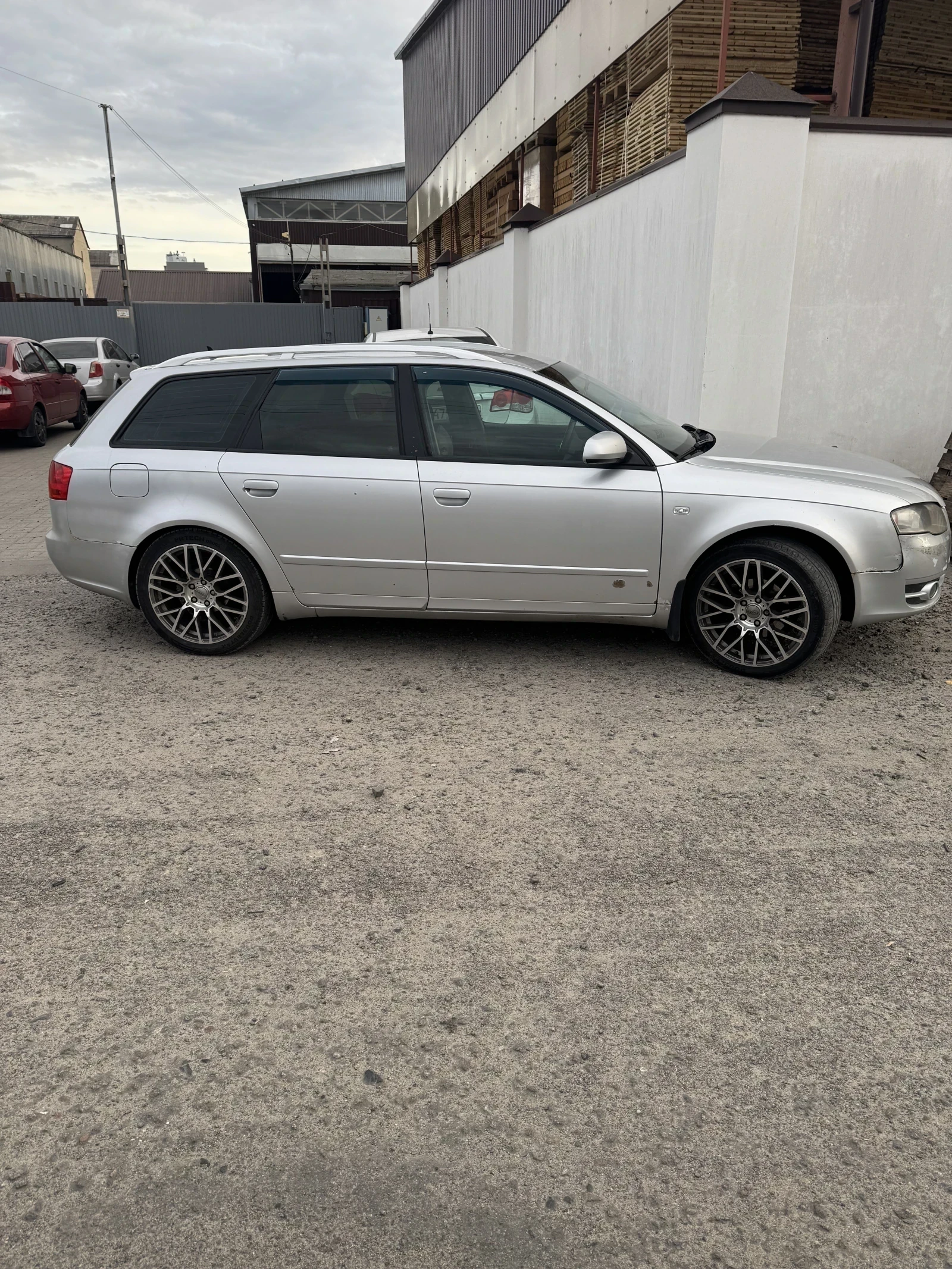 Audi A4, 2005г, передний привод, механика