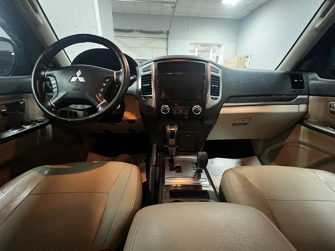 Mitsubishi Pajero, 2017г, полный привод, автомат