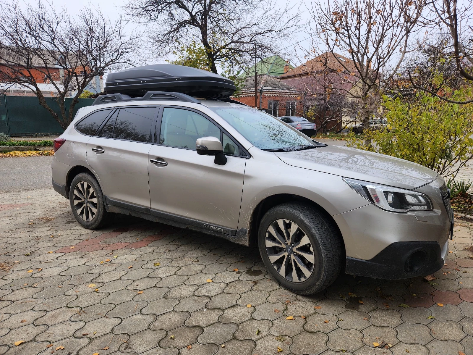 Subaru Outback, 2015г, полный привод, вариатор