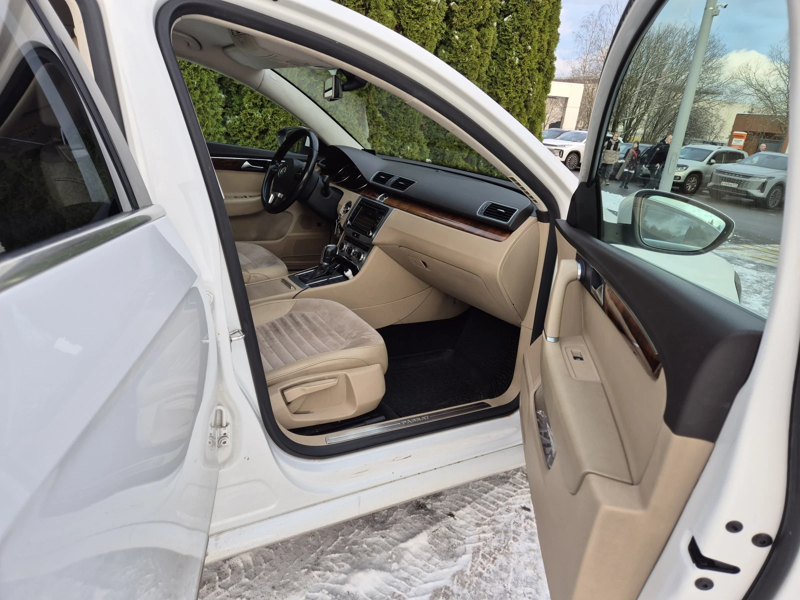 Volkswagen Passat, 2011г, передний привод, робот