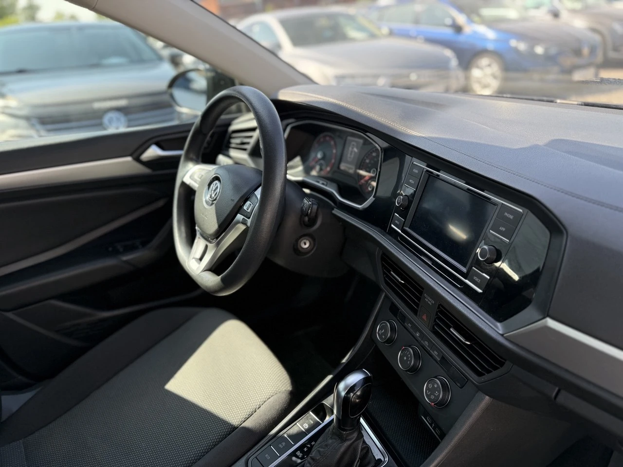 Volkswagen Jetta, 2020г, передний привод, автомат