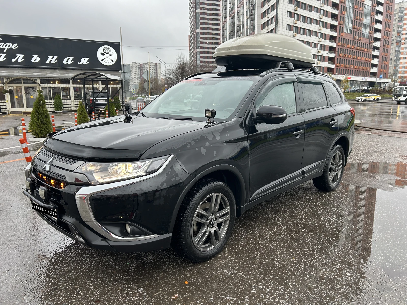 Mitsubishi Outlander, 2021г, полный привод, вариатор