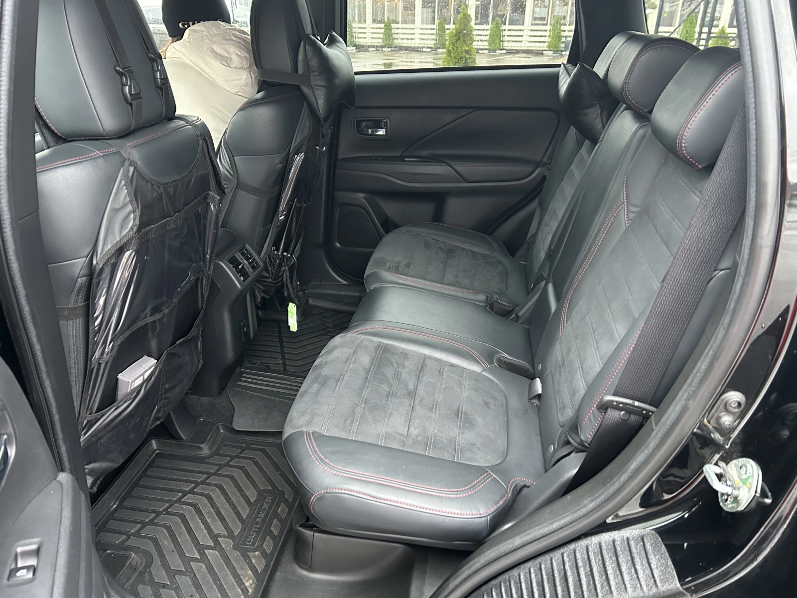 Mitsubishi Outlander, 2021г, полный привод, вариатор