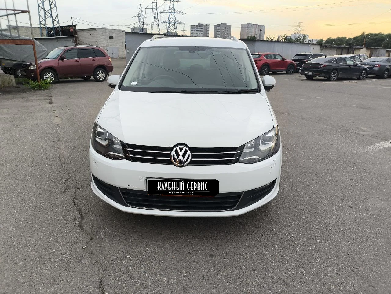Volkswagen Sharan, 2014г, передний привод, робот