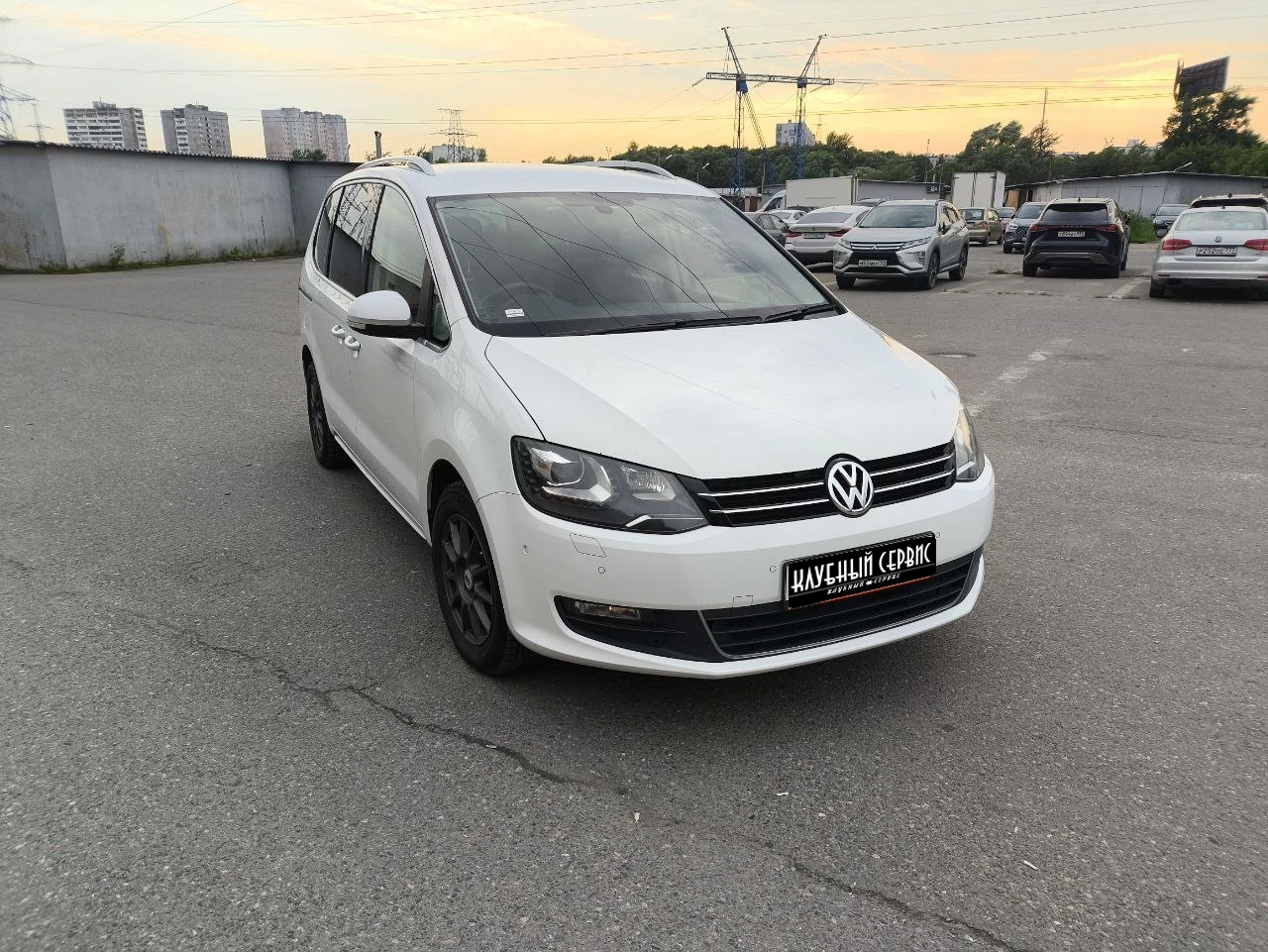 Volkswagen Sharan, 2014г, передний привод, робот