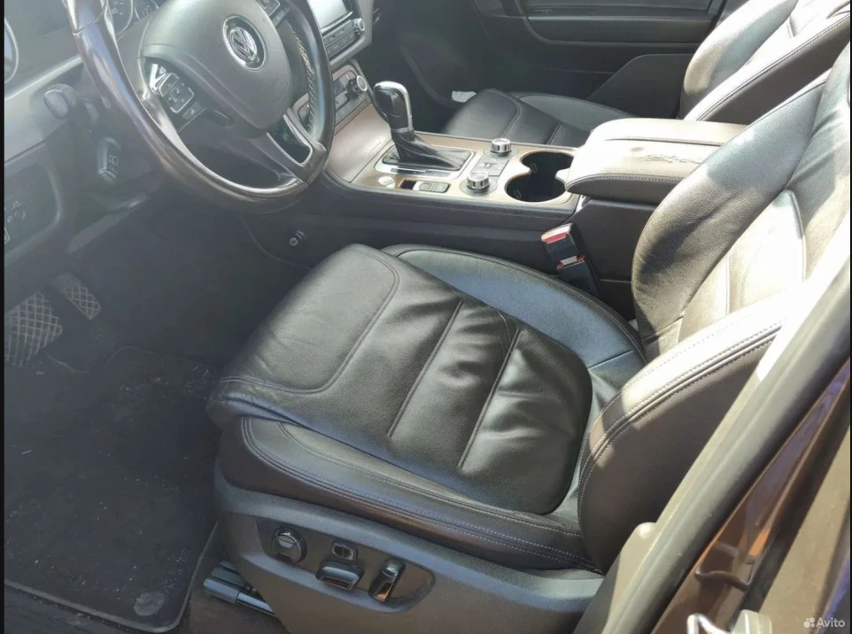 Volkswagen Touareg, 2014г, полный привод, автомат