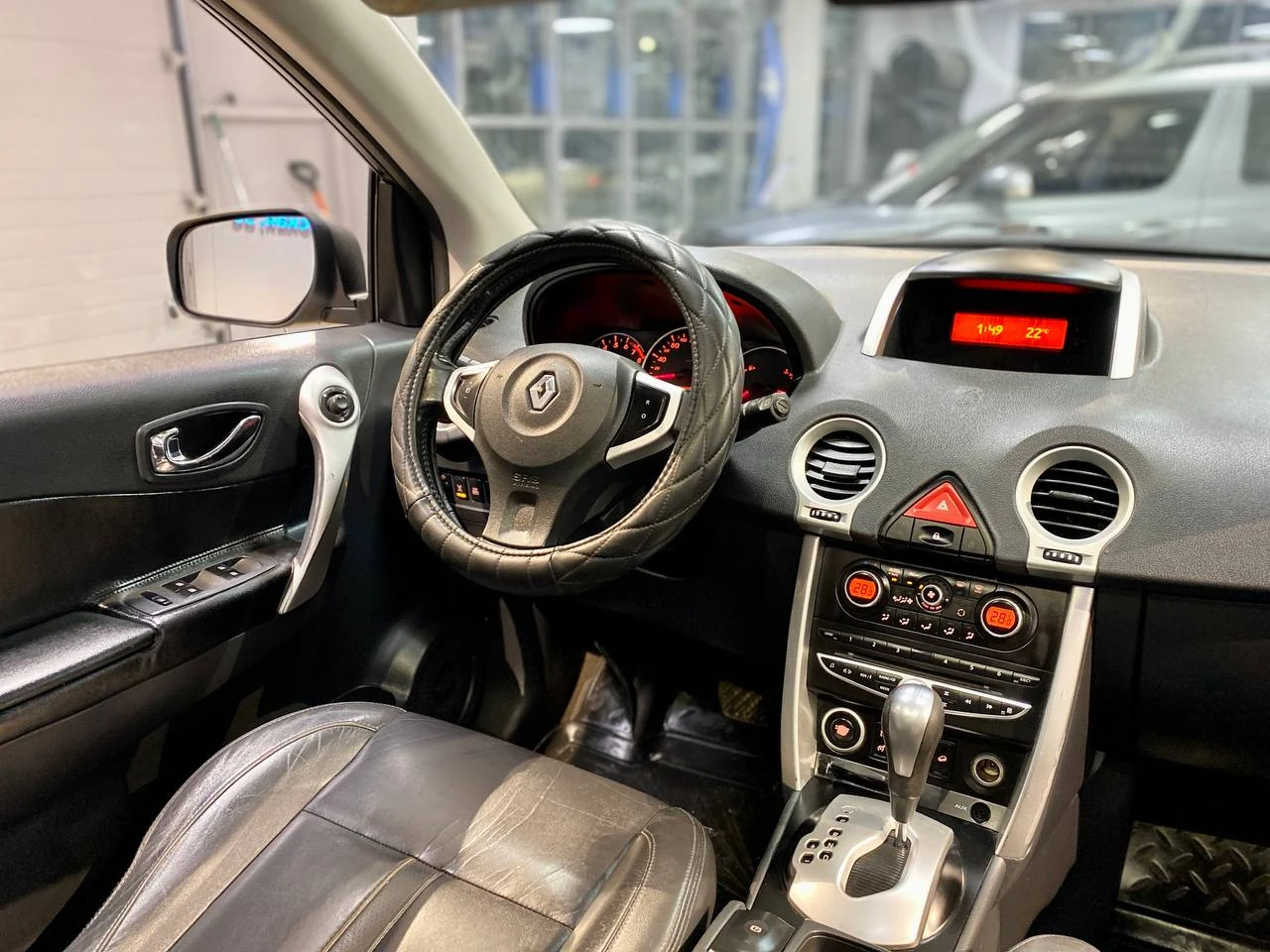 Renault Koleos, 2008г, полный привод, вариатор