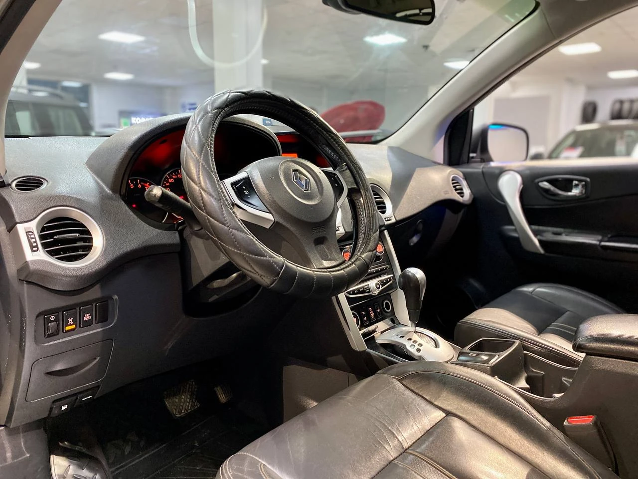 Renault Koleos, 2008г, полный привод, вариатор