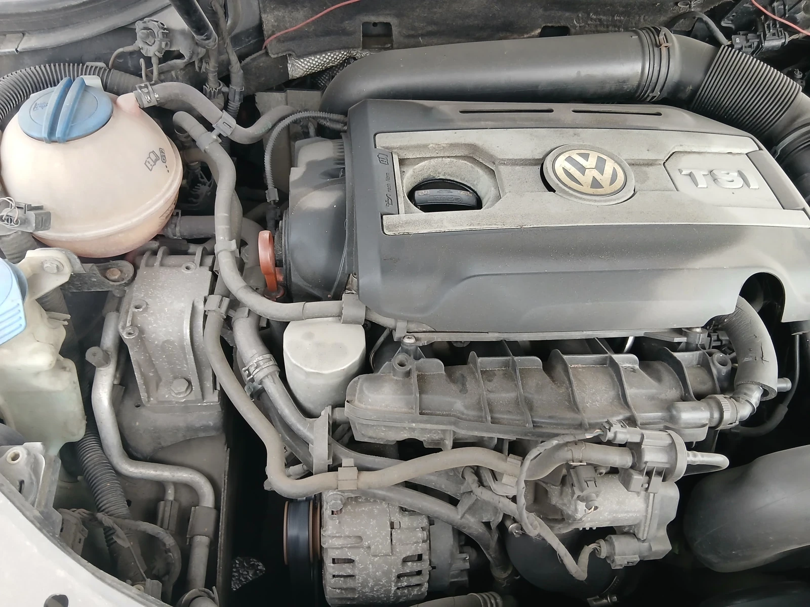 Volkswagen Passat, 2010г, передний привод, робот