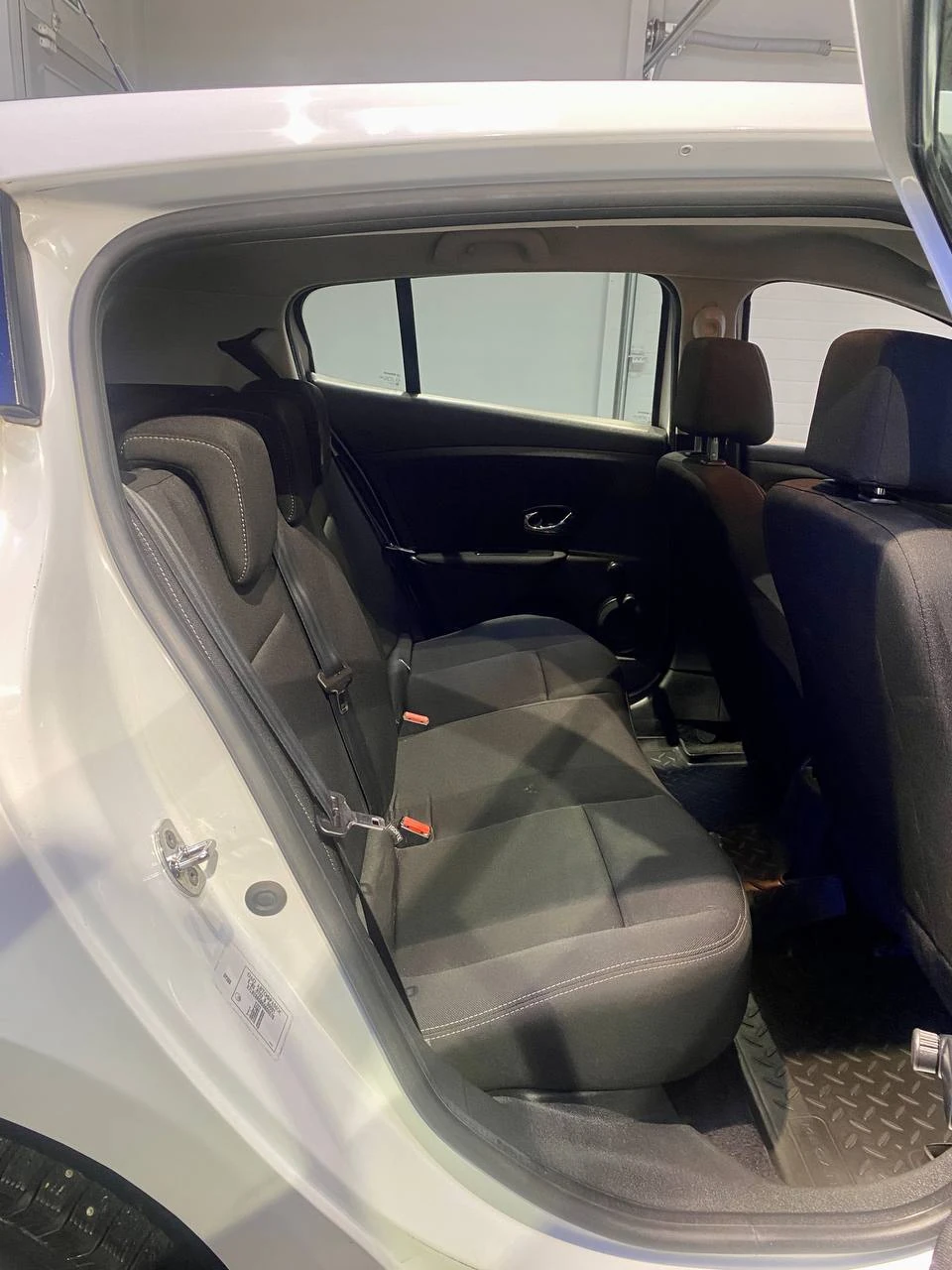 Renault Megane, 2014г, передний привод, механика