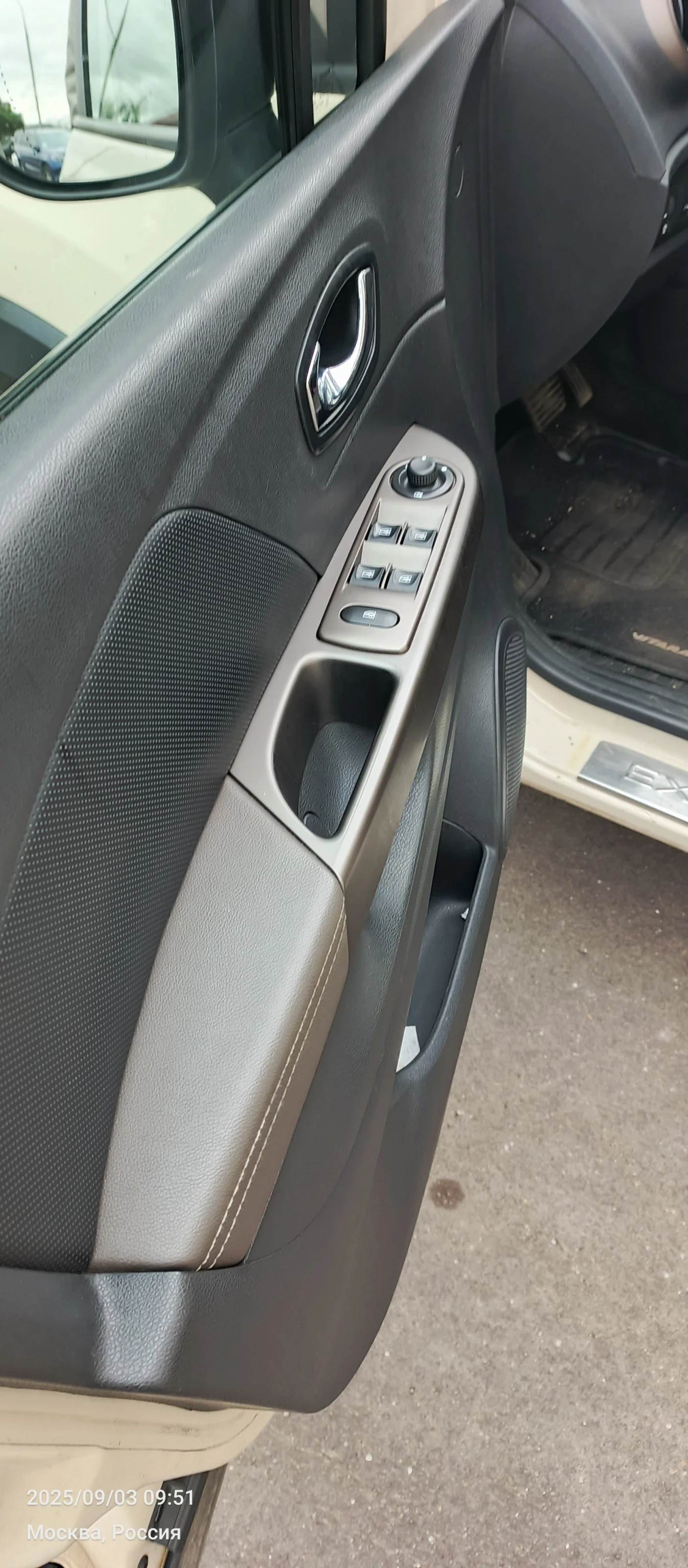 Renault Kaptur, 2017г, полный привод, автомат