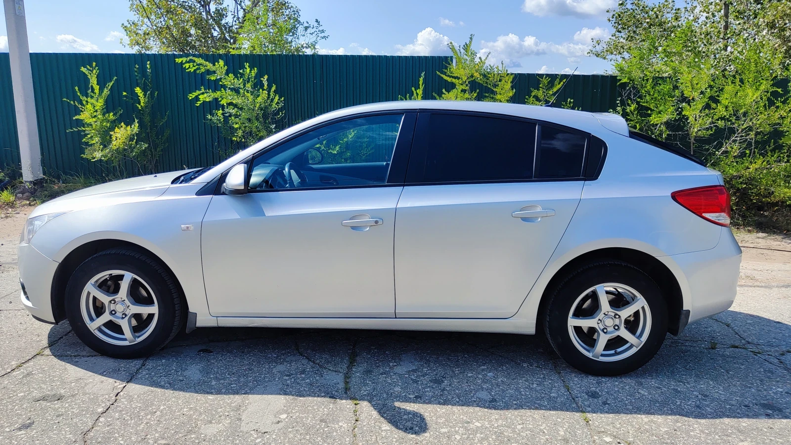 Chevrolet Cruze, 2012г, передний привод, механика