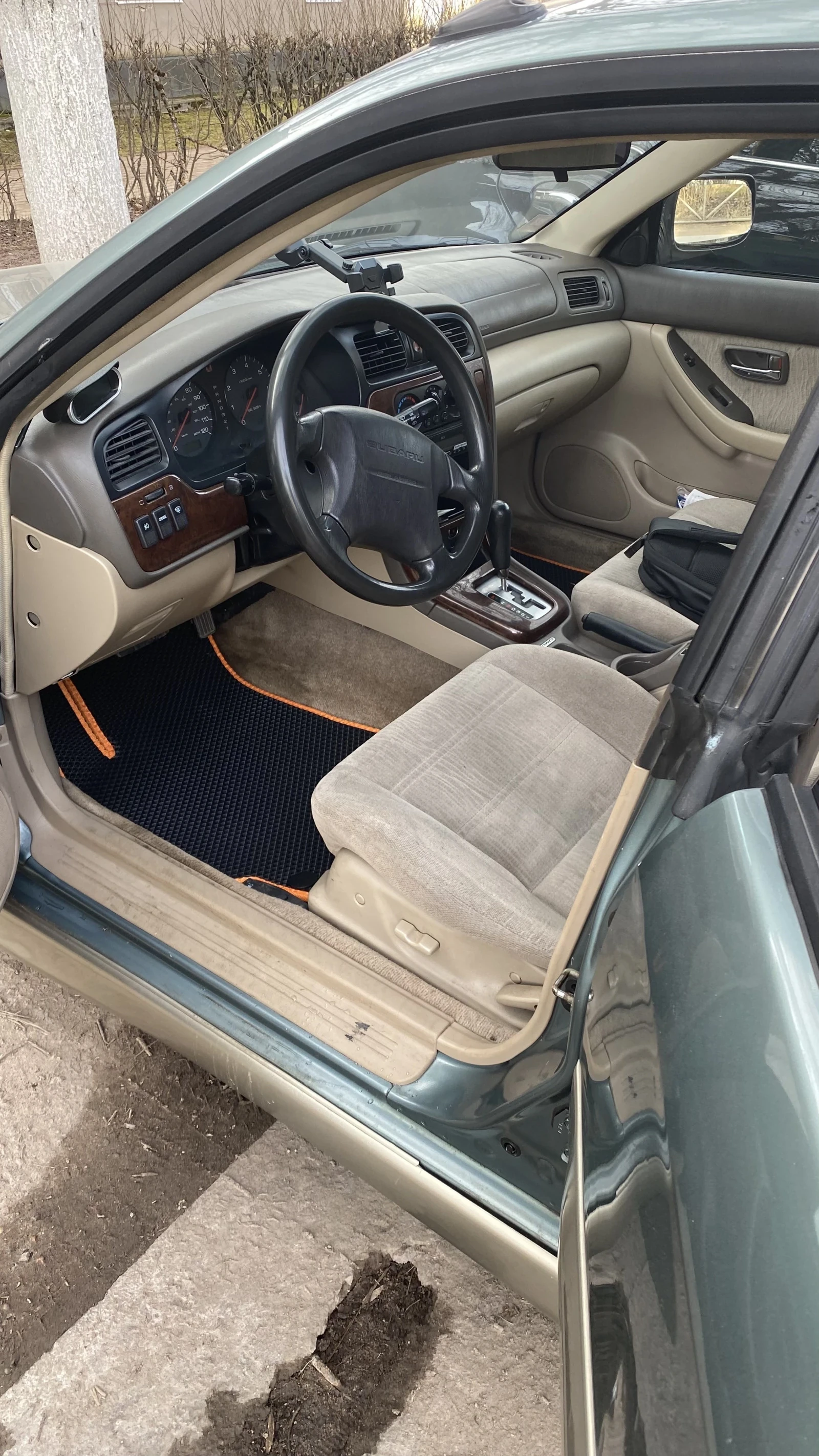 Subaru Outback, 2000г, полный привод, автомат