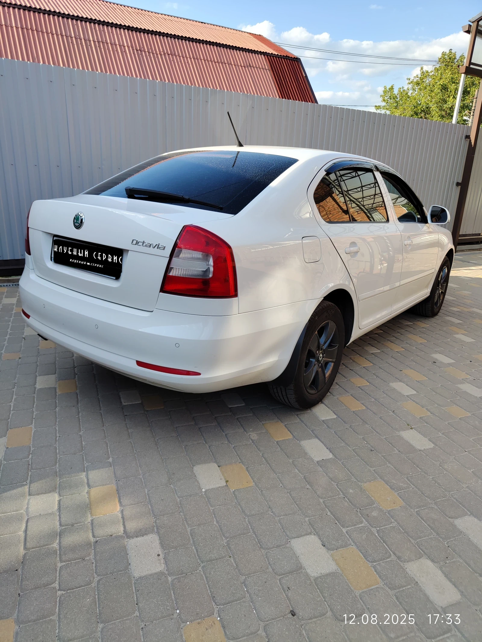 Skoda Octavia, 2012г, передний привод, автомат