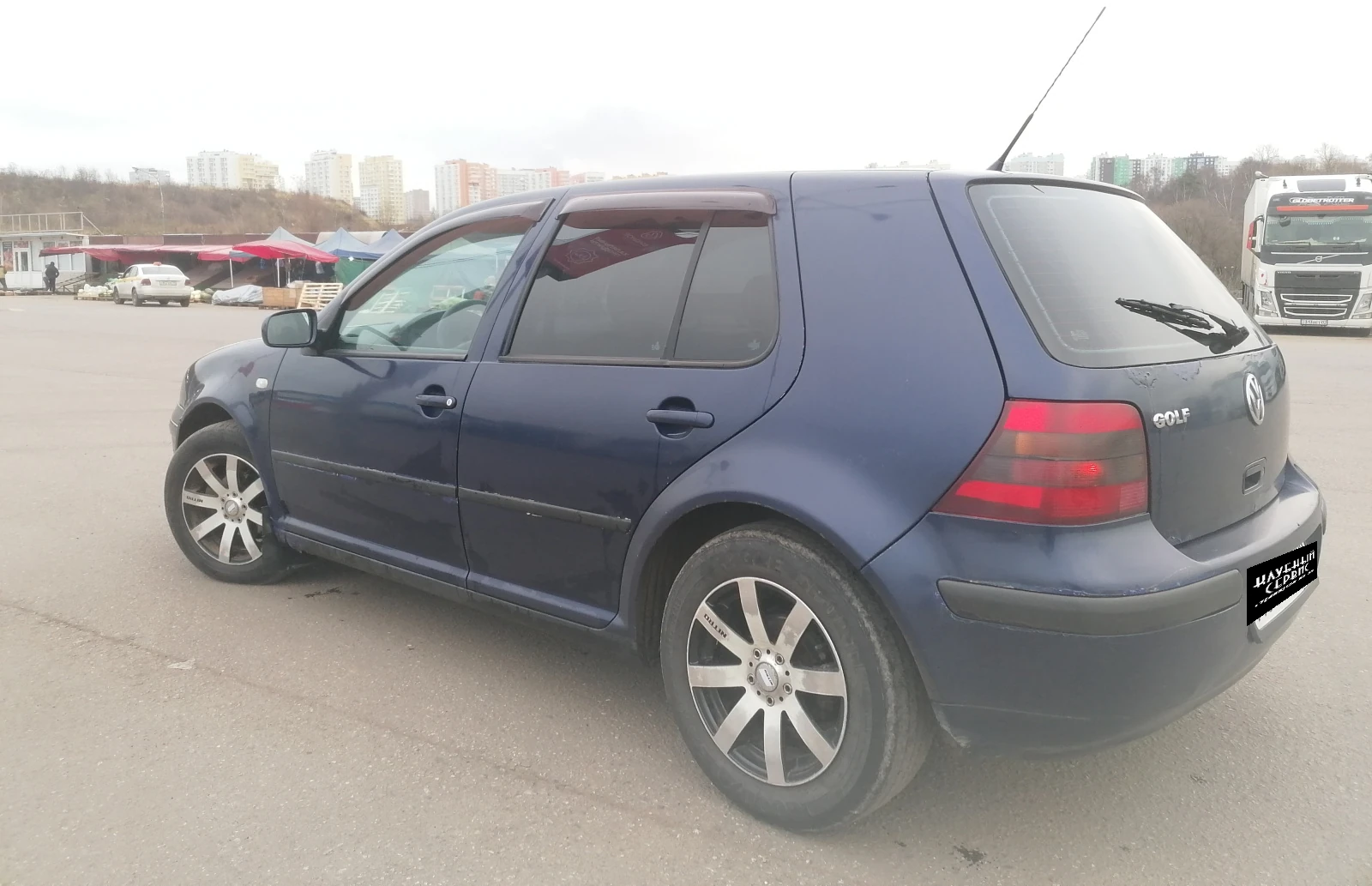 Volkswagen Golf, 2001г, передний привод, механика