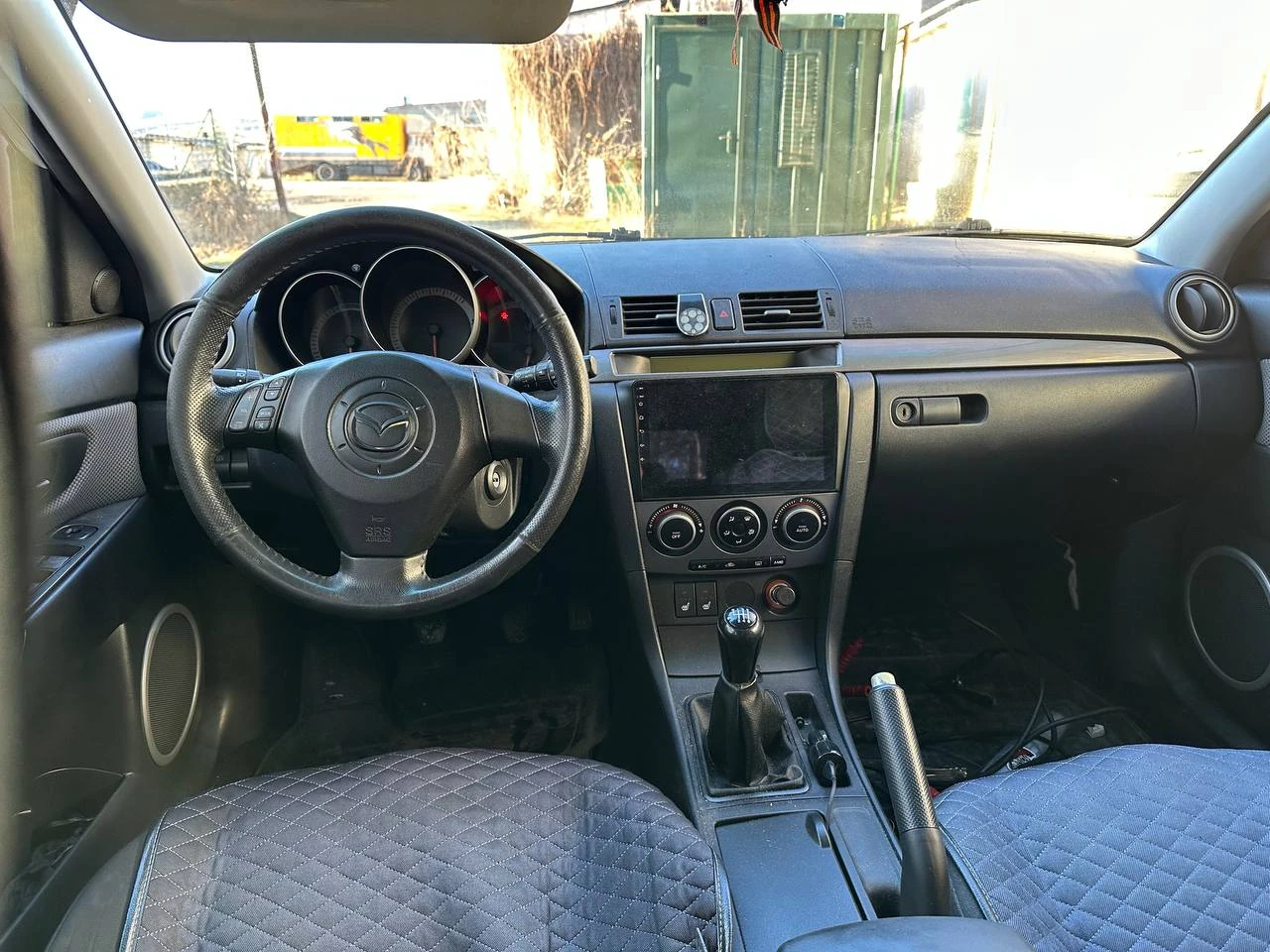 Mazda 3, 2006г, передний привод, механика