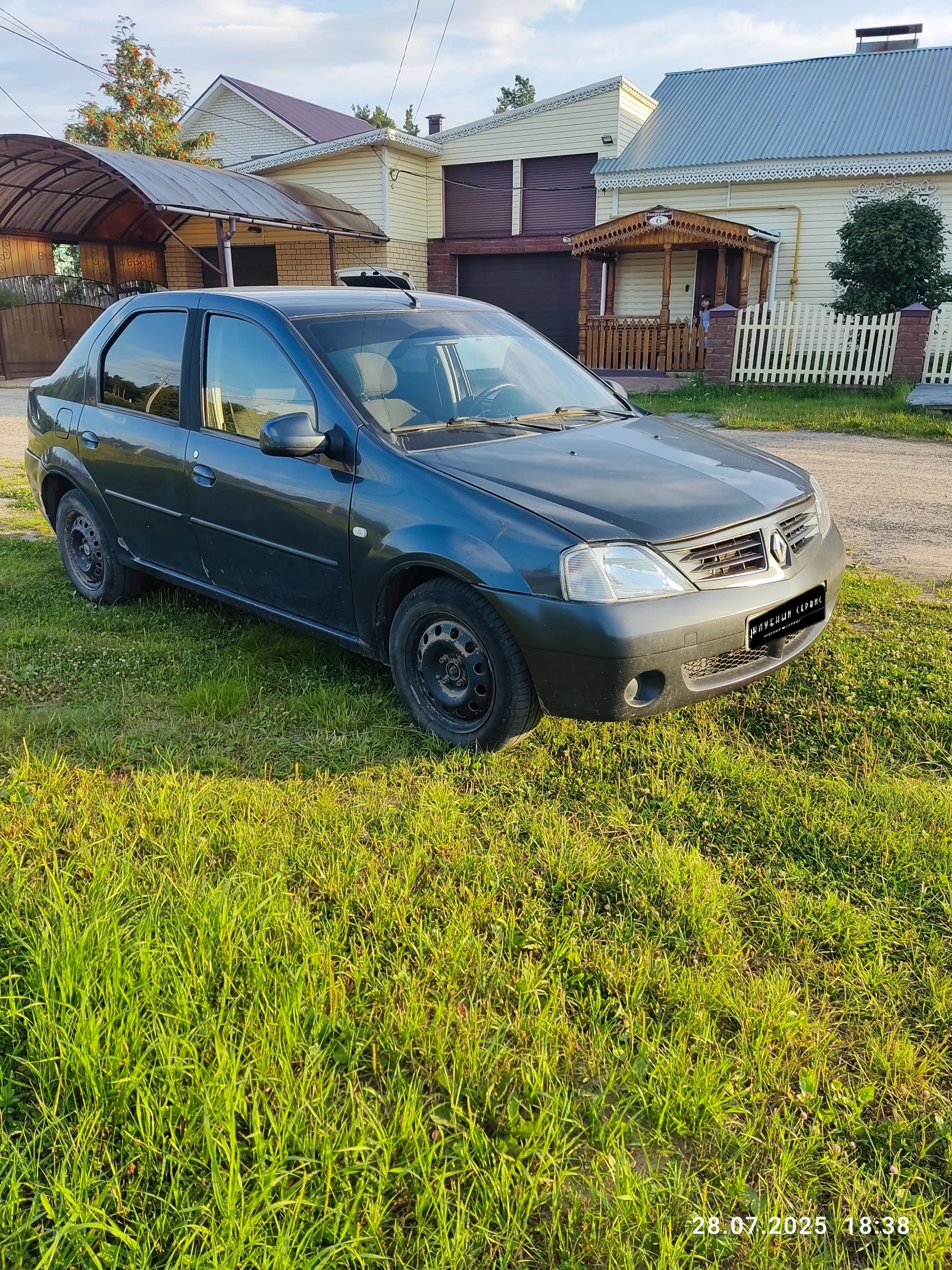 Renault Logan, 2008г, передний привод, механика