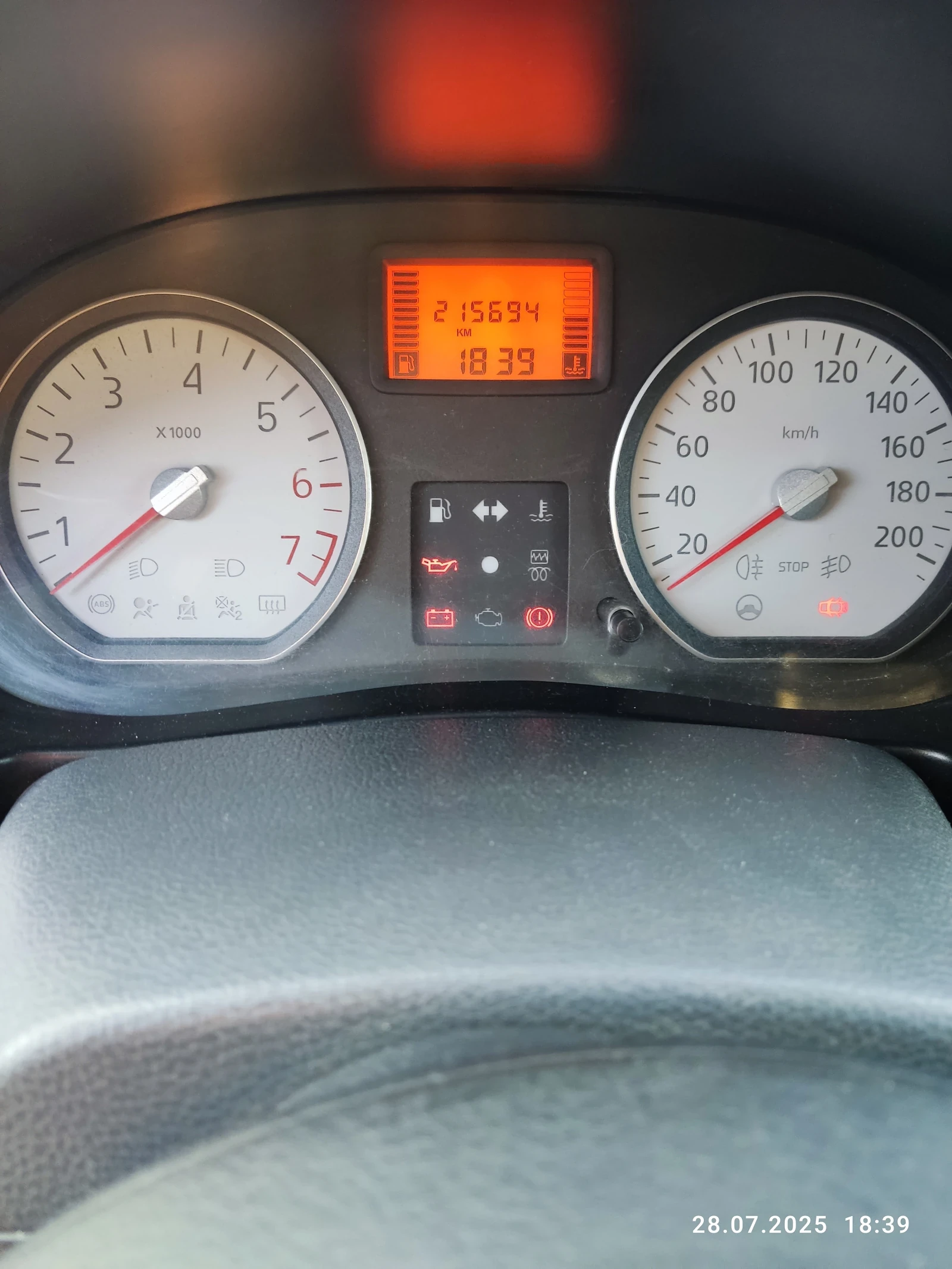 Renault Logan, 2008г, передний привод, механика