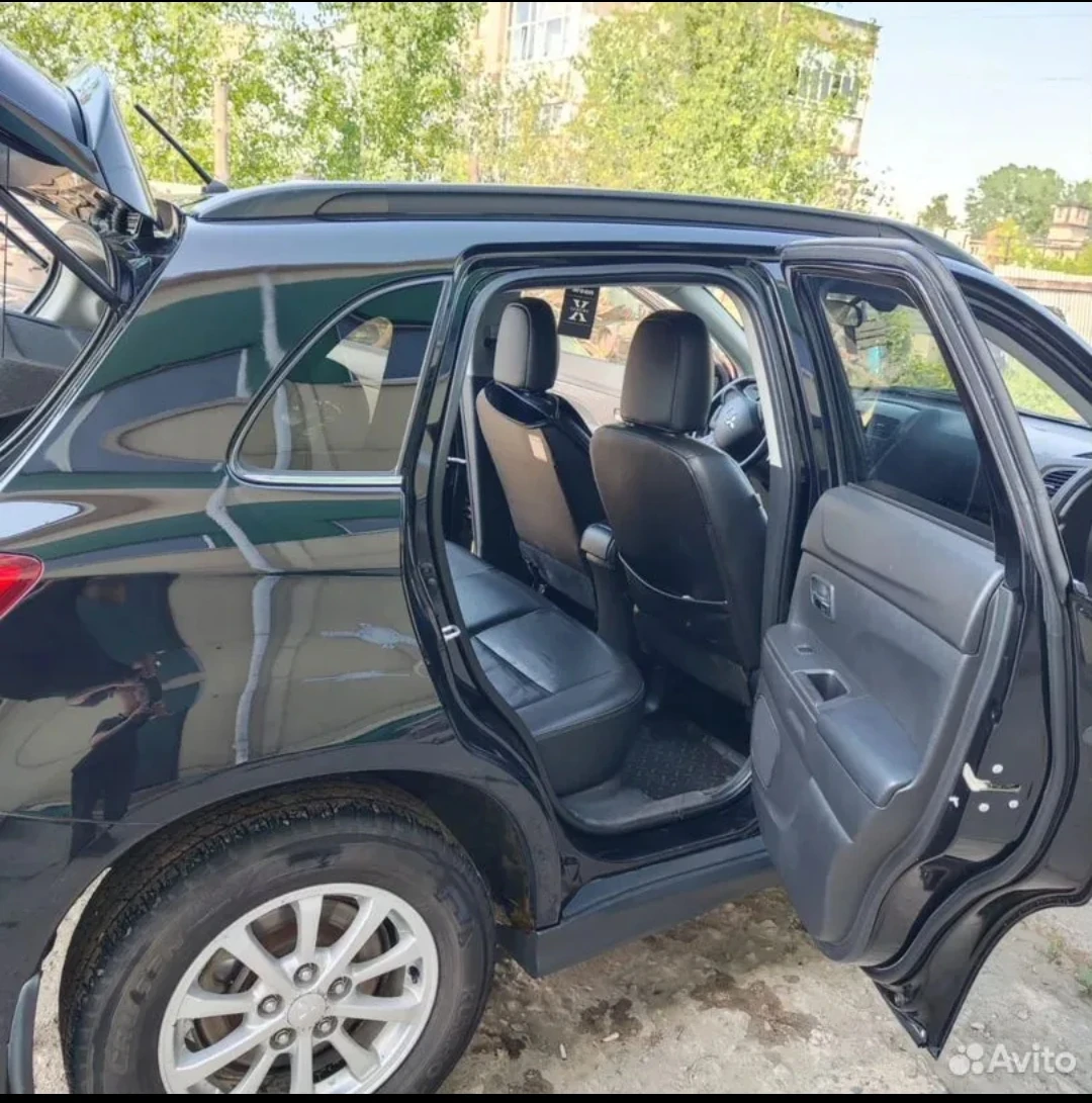 Mitsubishi ASX, 2012г, передний привод, вариатор