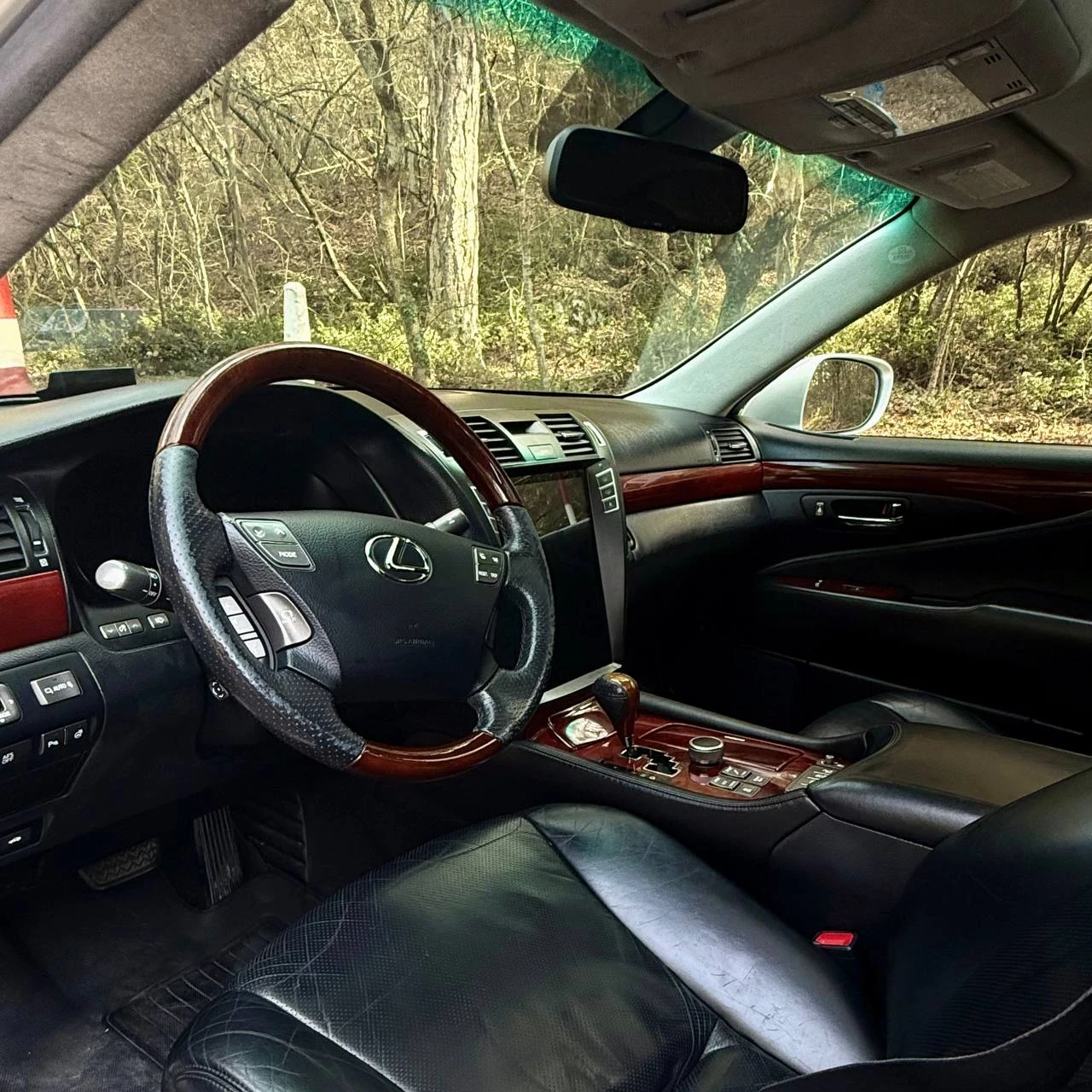 Lexus LS, 2007г, задний привод, автомат