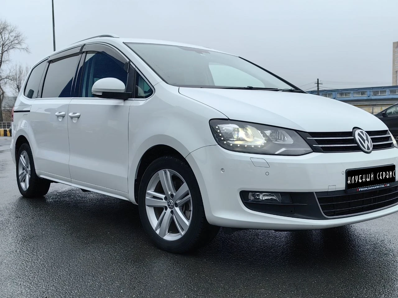 Volkswagen Sharan, 2017г, передний привод, робот