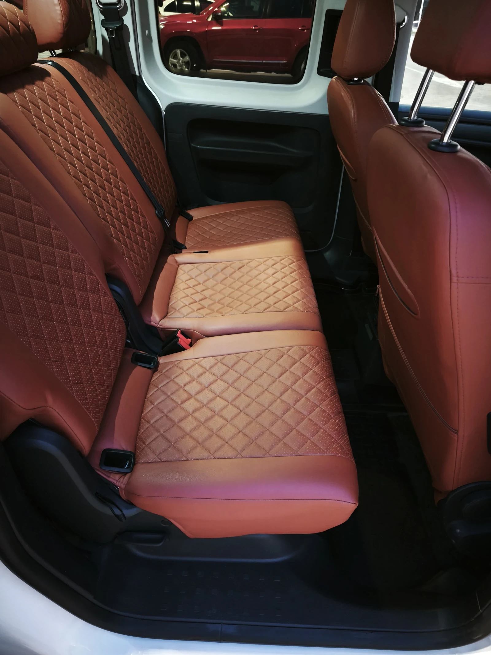 Volkswagen Caddy, 2017г, передний привод, механика