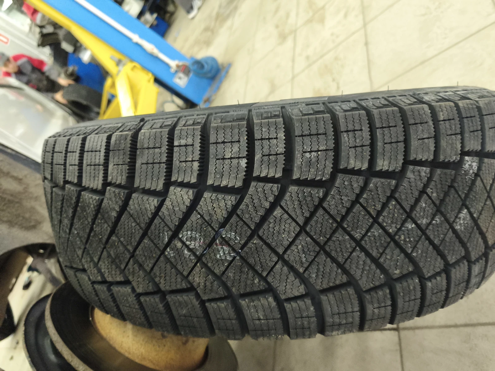 Volkswagen Caddy, 2017г, передний привод, механика